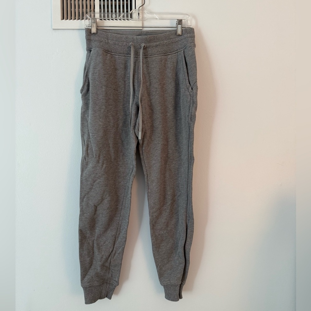 Lululemon gray joggers